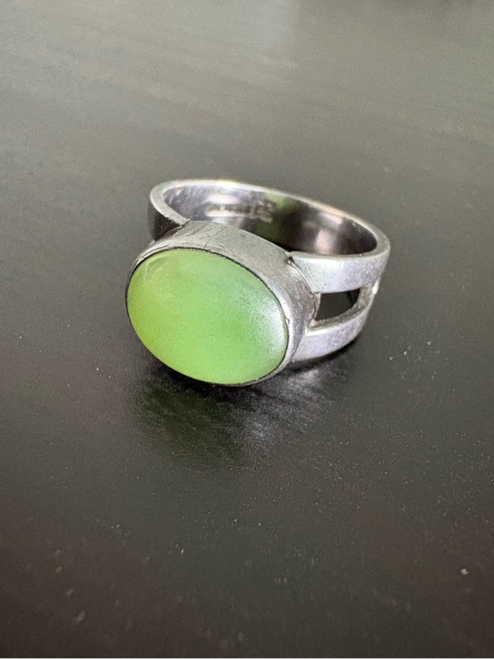 Vintage Sterling Green Gemstone Ring - Picture 1 of 8